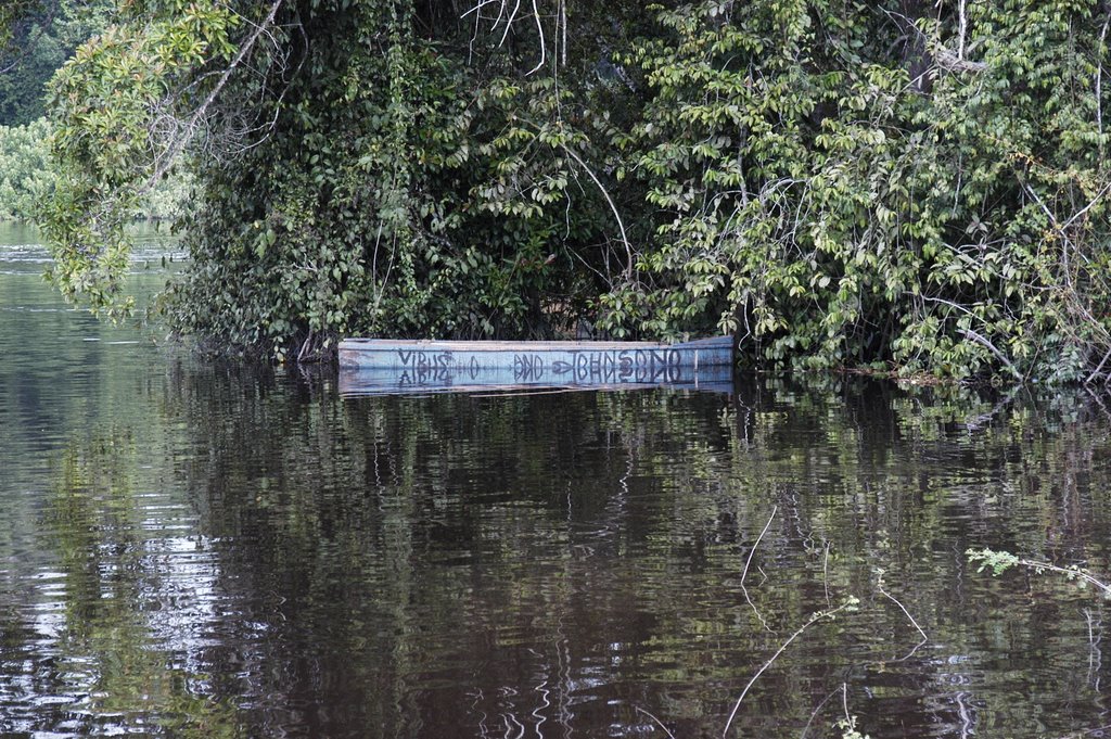 Sur la rivière M'tem by gabolde