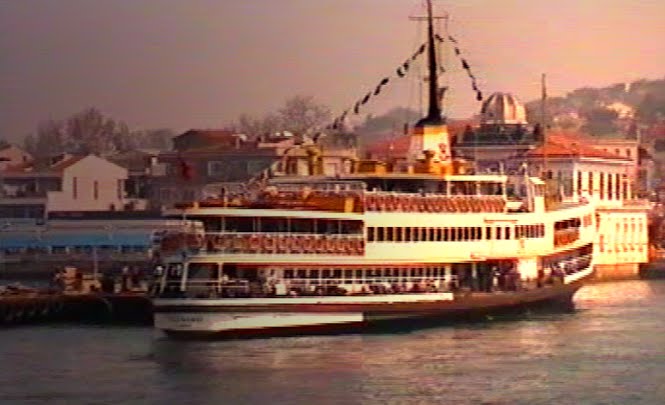 Istanbul PrinzenInsel Asien IB128_78_1996-04-30 © http://www.fahidi.eu by Béla Fahidi