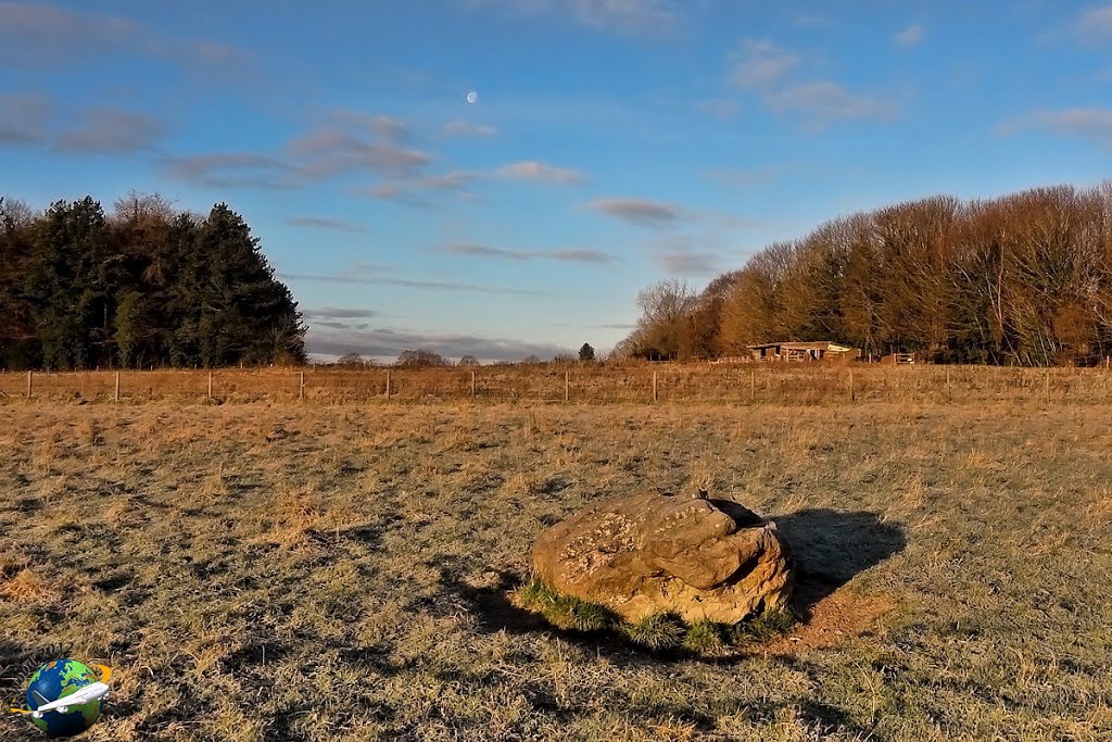 The Cuckoo Stone, near Woodhenge by WanderingUK