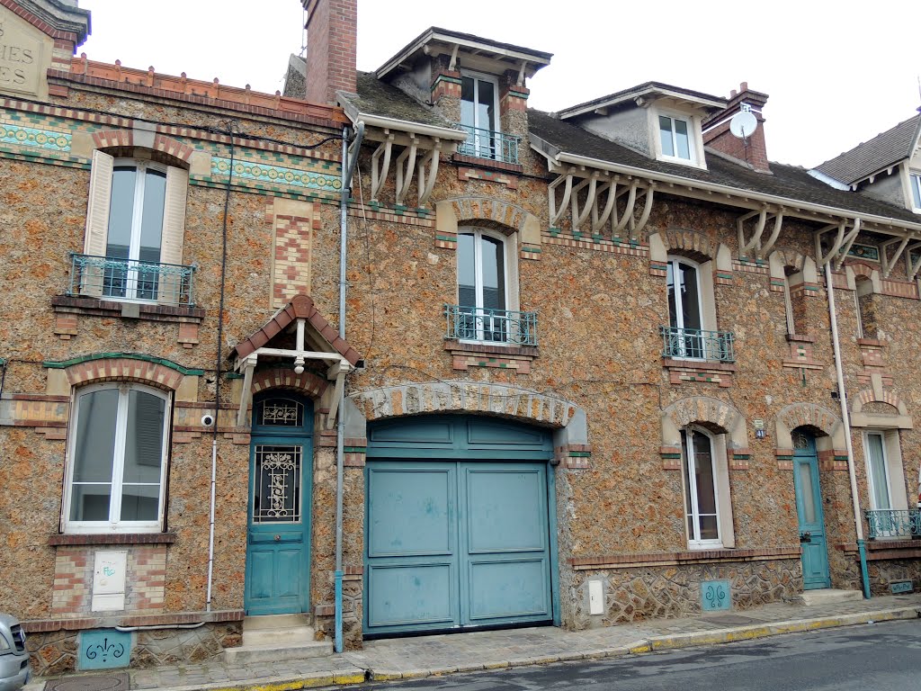 Neauphle-le-Château, maison rue Saint Nicolas by tofil44