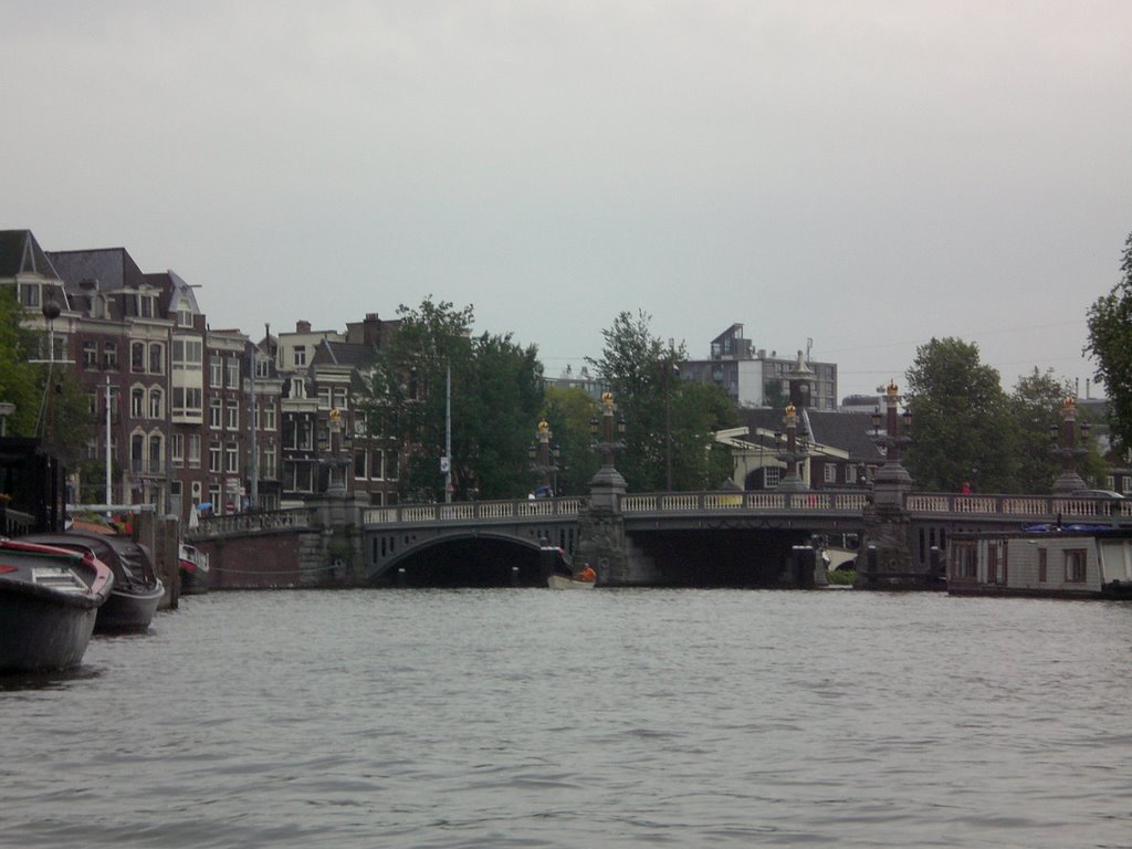 Paseando en catamarán por amsterdam by ana-sevilla