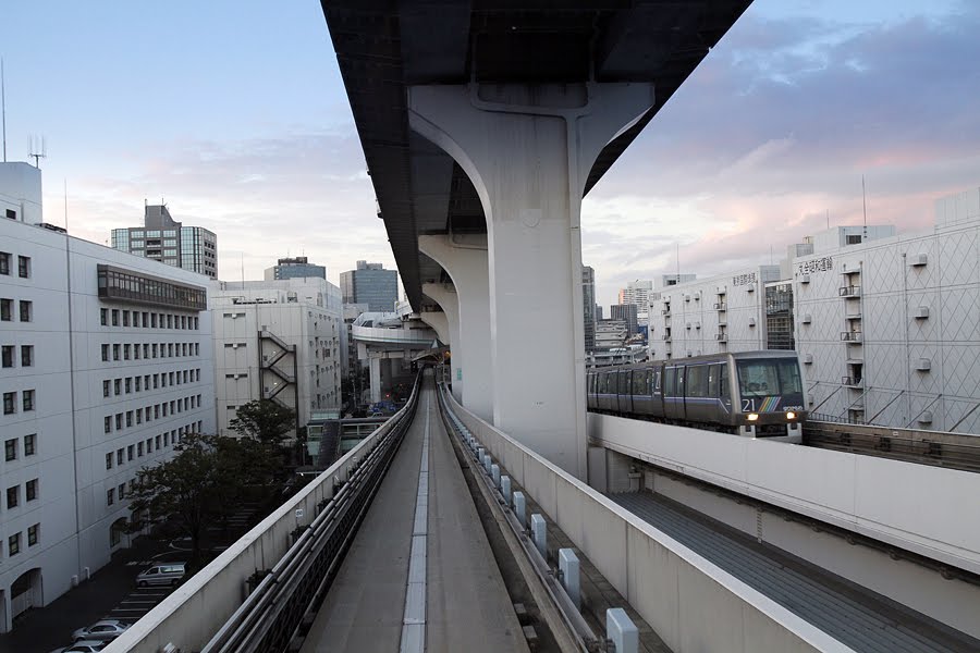 Tokyo Shinbashi by Goran Štefanek