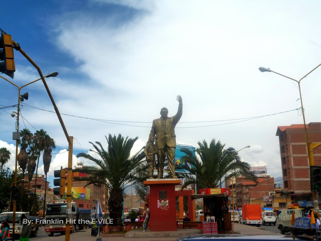 Monumento a Max Fernandez Rojas by W. Franklin Ovando F. (EVILE)