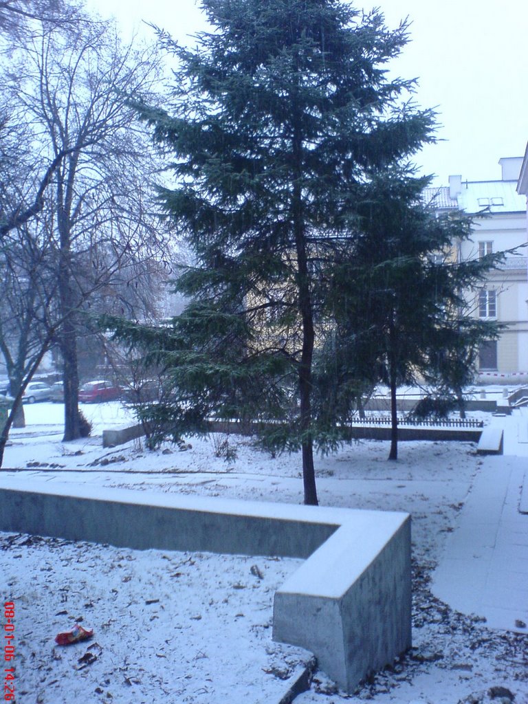 Winter at Mariensztat by hekonsek