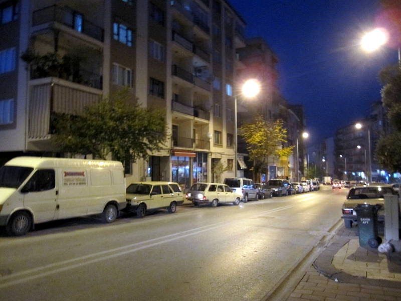 Gece Emek caddesi by Osman Ünlü