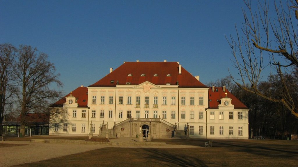 Schloss Haimhausen by Oliver Kramer