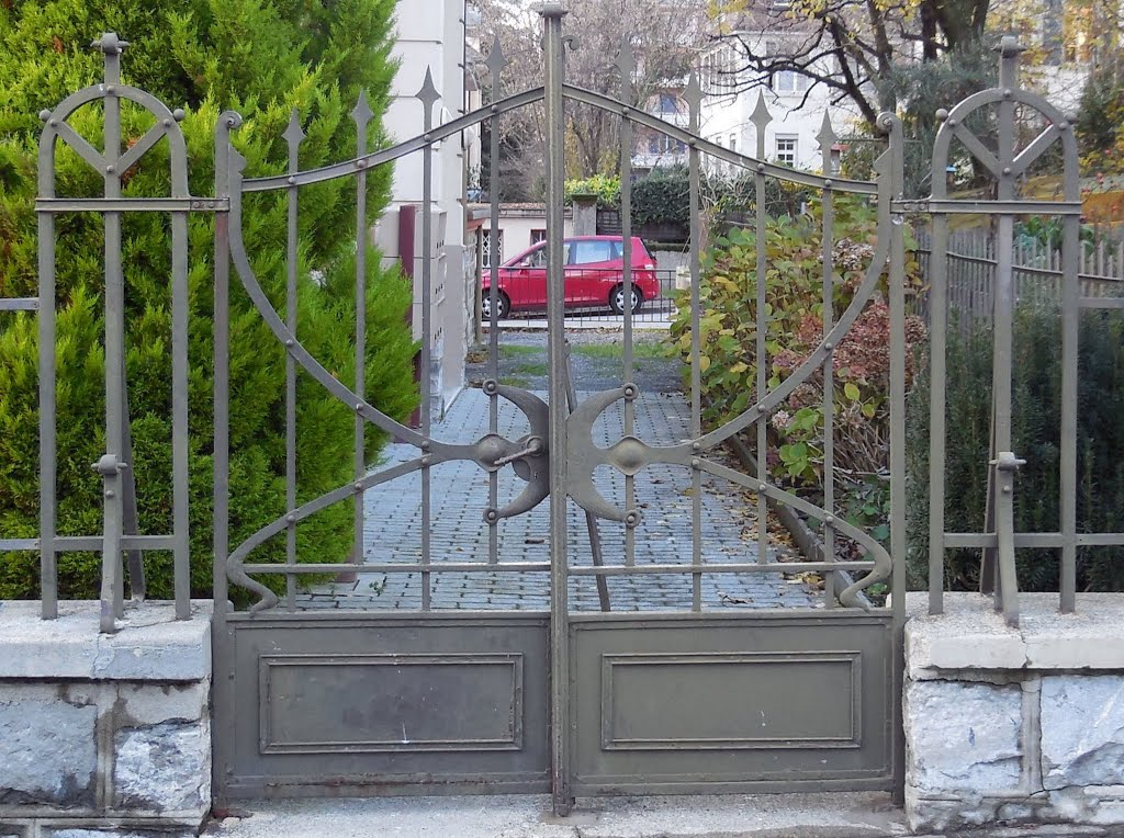 Lausanne, chemin Auguste-Pidou 2 (Louis Dessaules 1907) by Jacques Lasserre