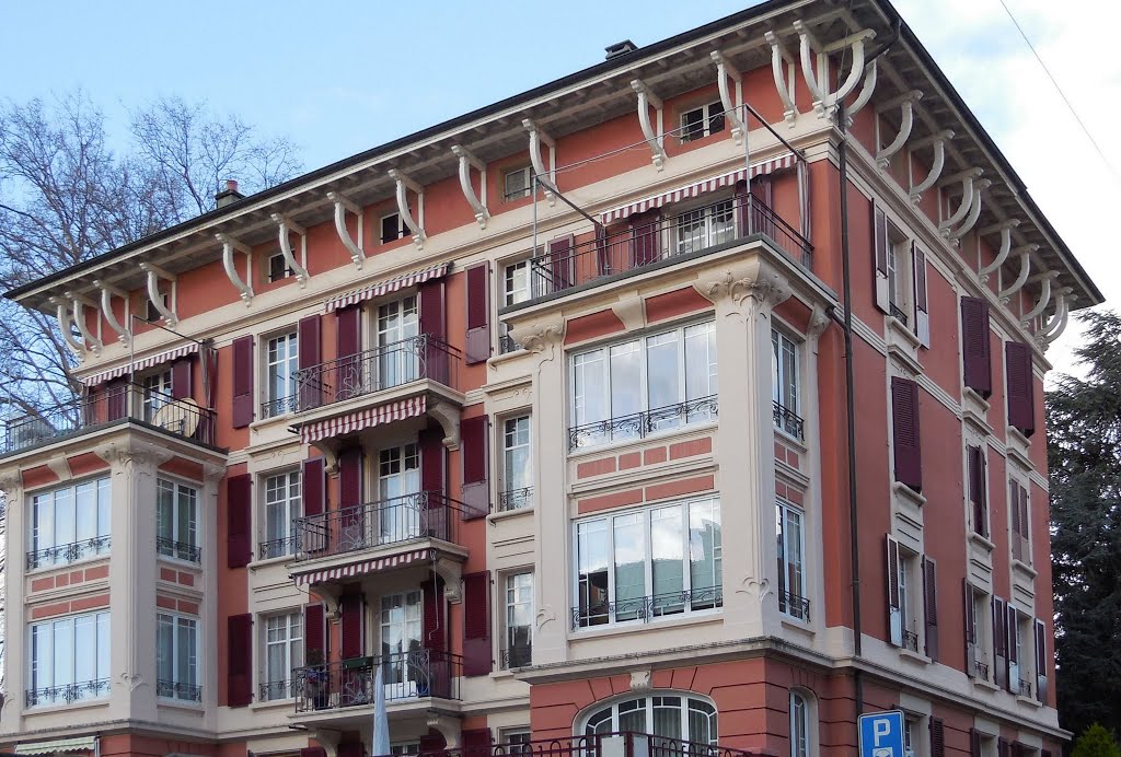 Lausanne, chemin Auguste-Pidou 2 (Louis Dessaules 1907) by Jacques Lasserre