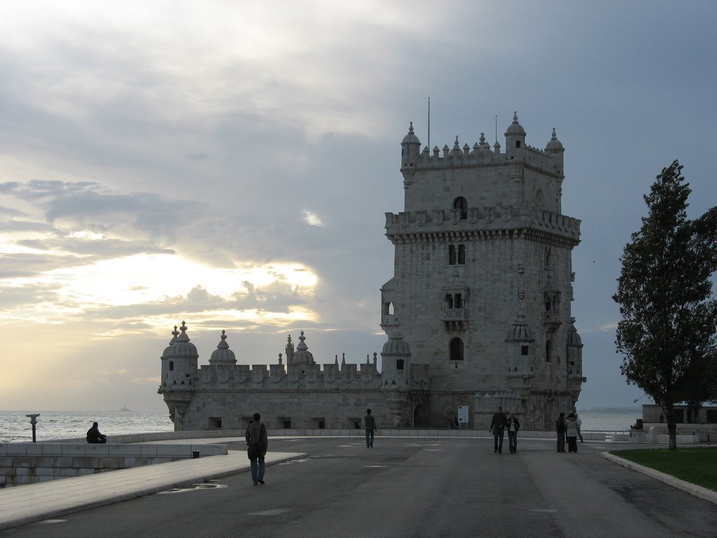 Torre de Belem by Jon Agüera