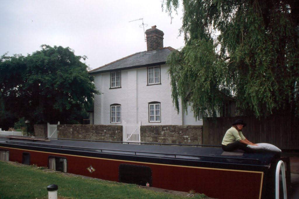 New Marton Lock - England by bevoarchitect