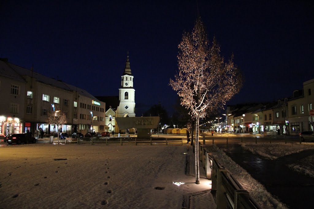 Zvolen, Námestie Slovenského národného povstania by považan sk