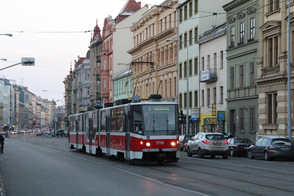 Strtaßenbahn by Niederkasseler by Niederkasseler