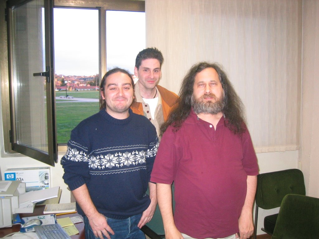 Juan, Richard Stallman y yo by Jose Manuel Gonzalez