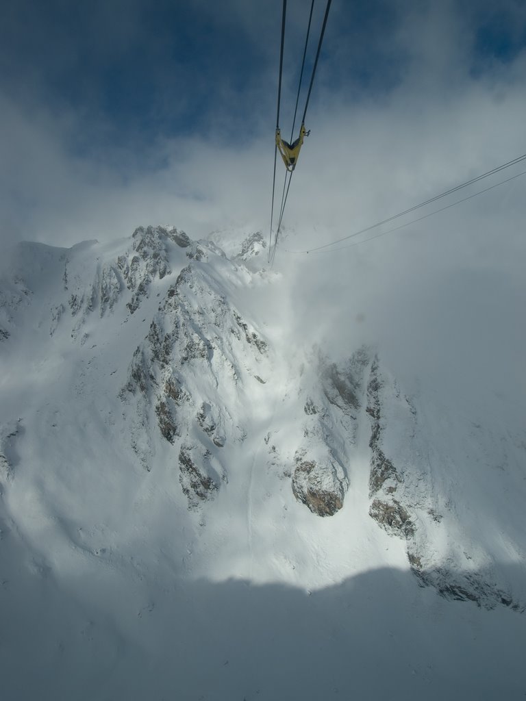 Pic du Midi de Bigorre, Midi Pyrenees, France by Josep Xavier Sànchez