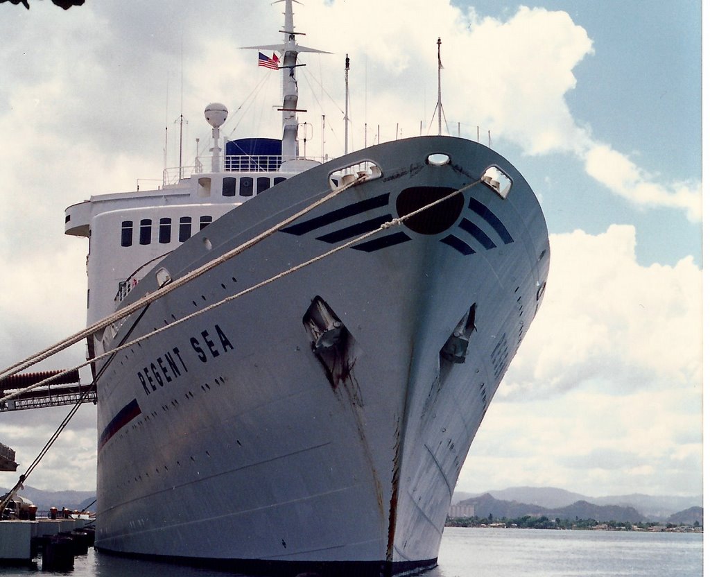 Regent Sea at Puerto Rico Port by çetin çakır