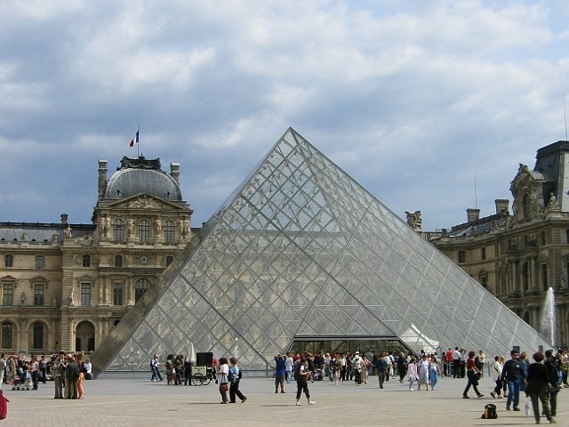 Paris - Louvre Museum and Pyramid by filiz kulan