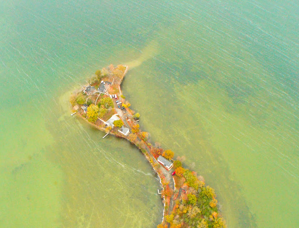 Browns Lake, WI by jsanguineti