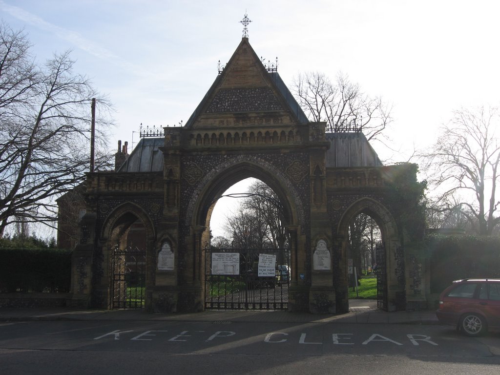 Northgate, Kingston Cemetery by Nick Lay