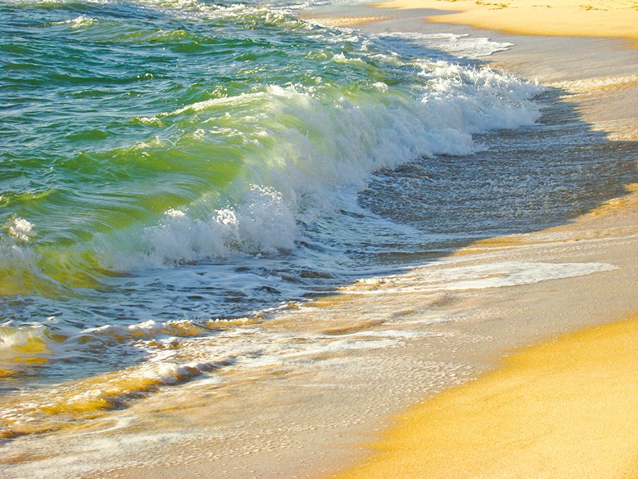 ! _ _Trancoso - Ondas da Praia do Rio Verde_ by Auro Queiroz