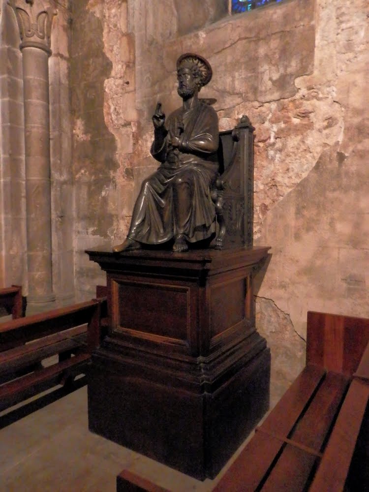 Statue de Saint-Sauveur (basilique Notre-Dame d'Avesnières) by Andecave