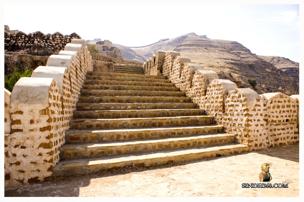 RANI KOT FORT NEAR SEHWAN SINDH by Mir Meharullah Talpur