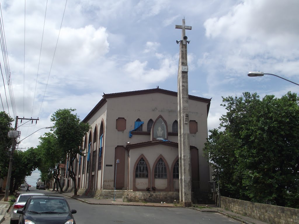 Paróquia Nossa Senhora das Graças Belo Horizonte by vichv