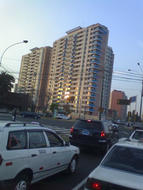 Av. Reducto & Av. 28 de Julio - Miraflores 07.02.08 (L.R.V.L) by LEONCIO R. VÁSQUEZ L…