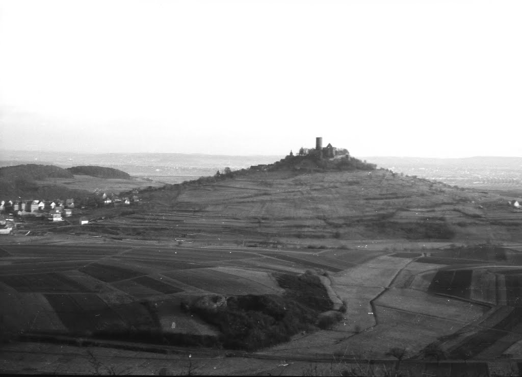 Krofdorf und Gleiberg - Blick vom Vetzberg (1954) by Siegfried Träger