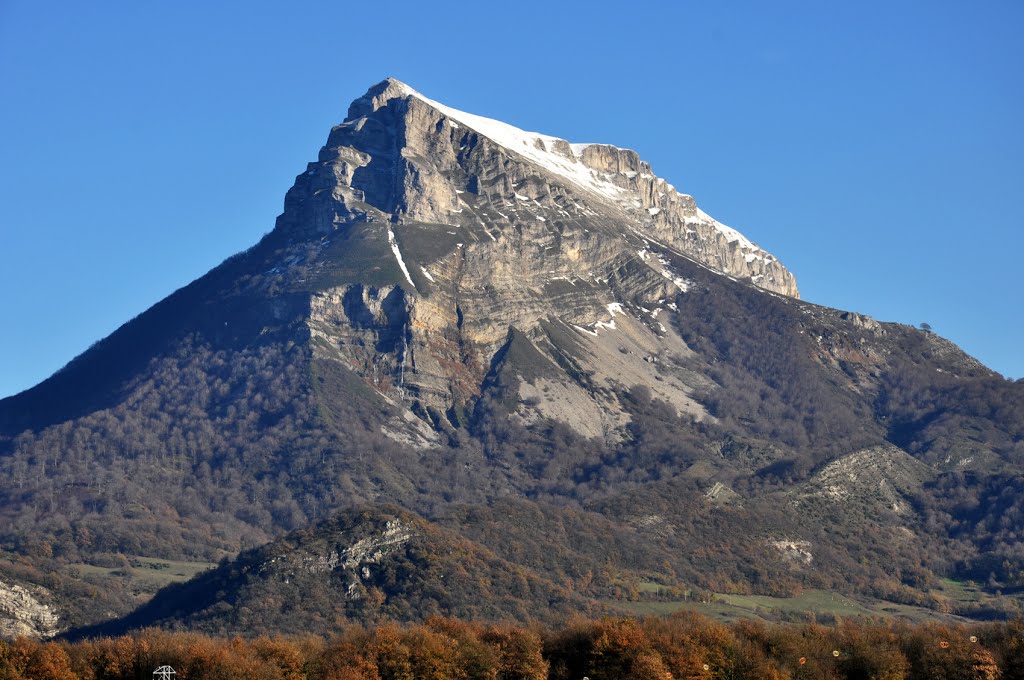 San Donato ó Monte Beríain. by Pampluno