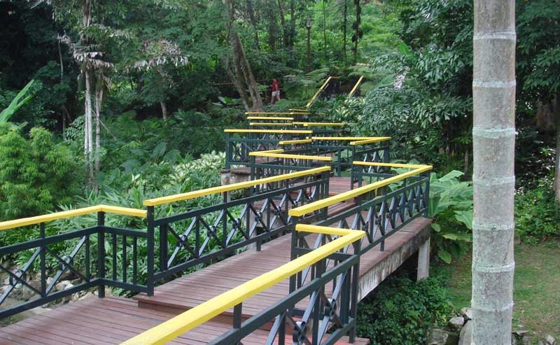 The Park Bridge@Relau Metro Park (Developed by National Landscape Dept) by A Syaharuddin K