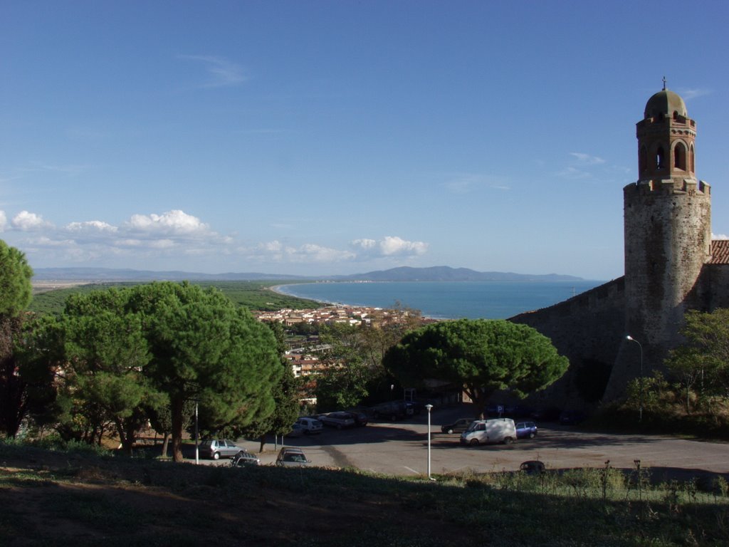 The gulf between Castiglione d.P. and Marina di GR - 2 by marco baldari