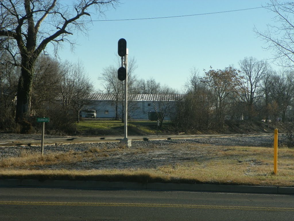 Crossing of Abandoned ROW of Grand Rapids & Indiana RR at the former Wabash RR by MikeFromholt