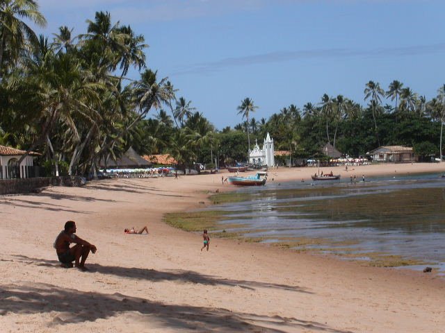 Praia do Forte by cesarlozano68