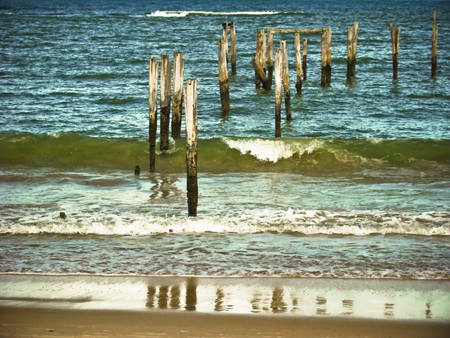 ! _ _Trancoso - antigo pier_ by Auro Queiroz