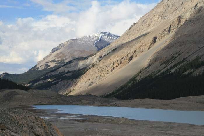 Columbia Icefield by Frank Merfort