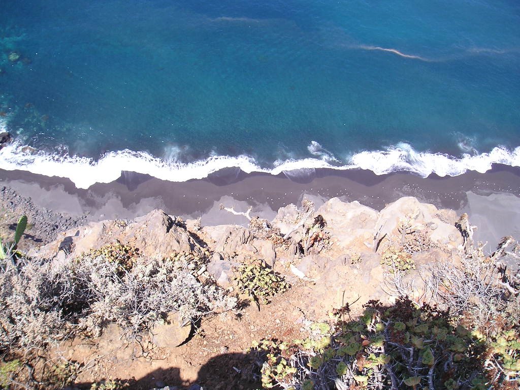 Arenal desde Arriba by Guillermo J. Cruz Af…