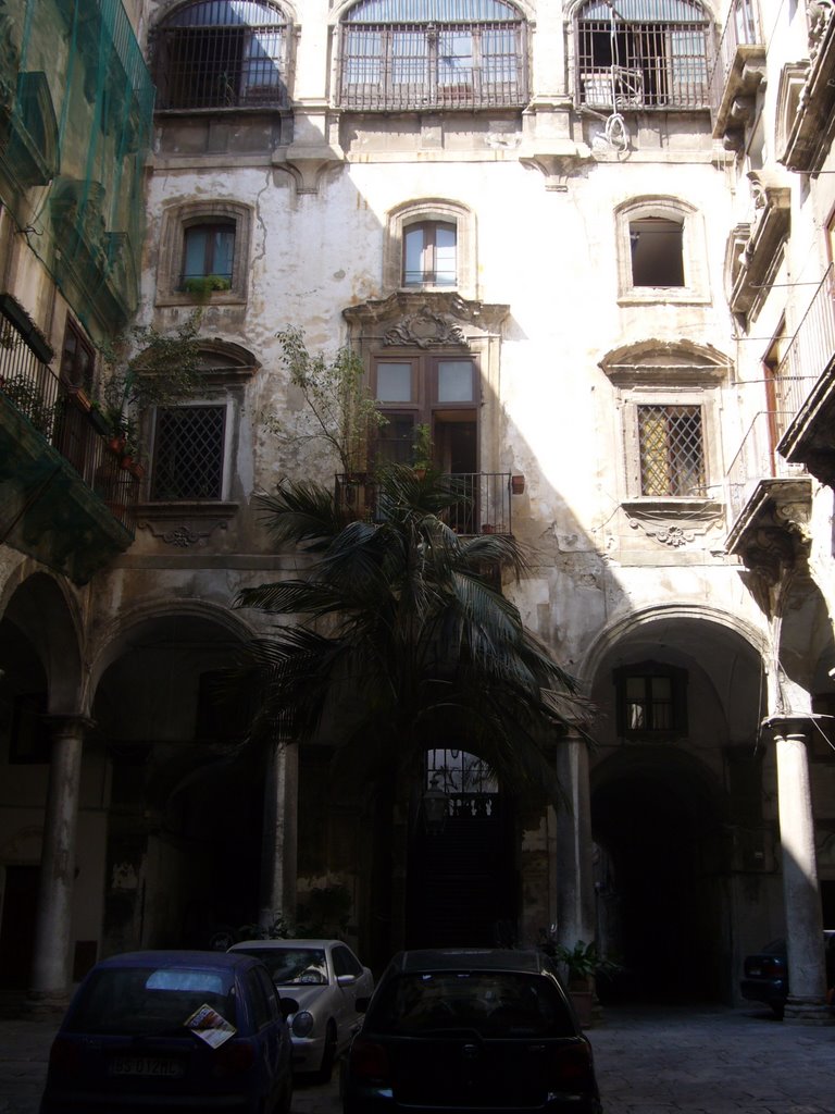 Hotel Oriente, Palermo by ibjorn