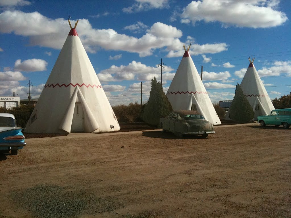 The Wigwam Motel by paulboth