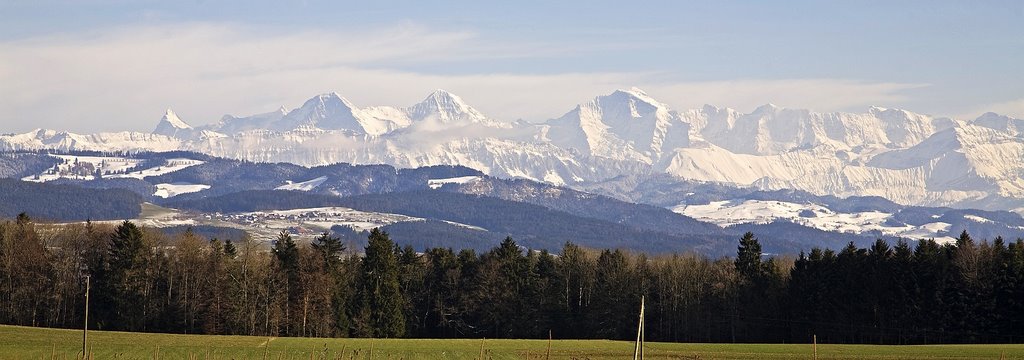 Allmendingen bei Bern, Switzerland by 尼尔伯甲