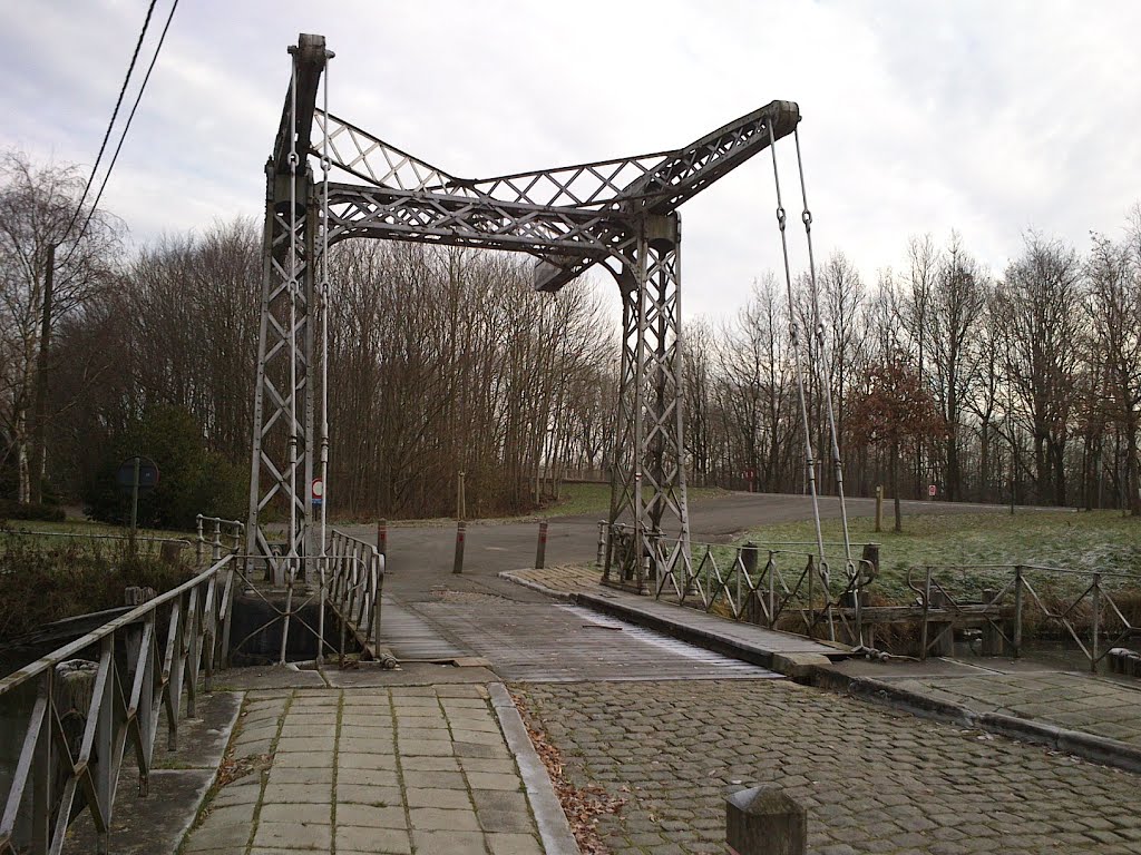 St-pietersbrug,moen by derveaux geert