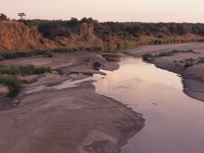 Letaba Bridge 2006, upstream by Duncan Wallace