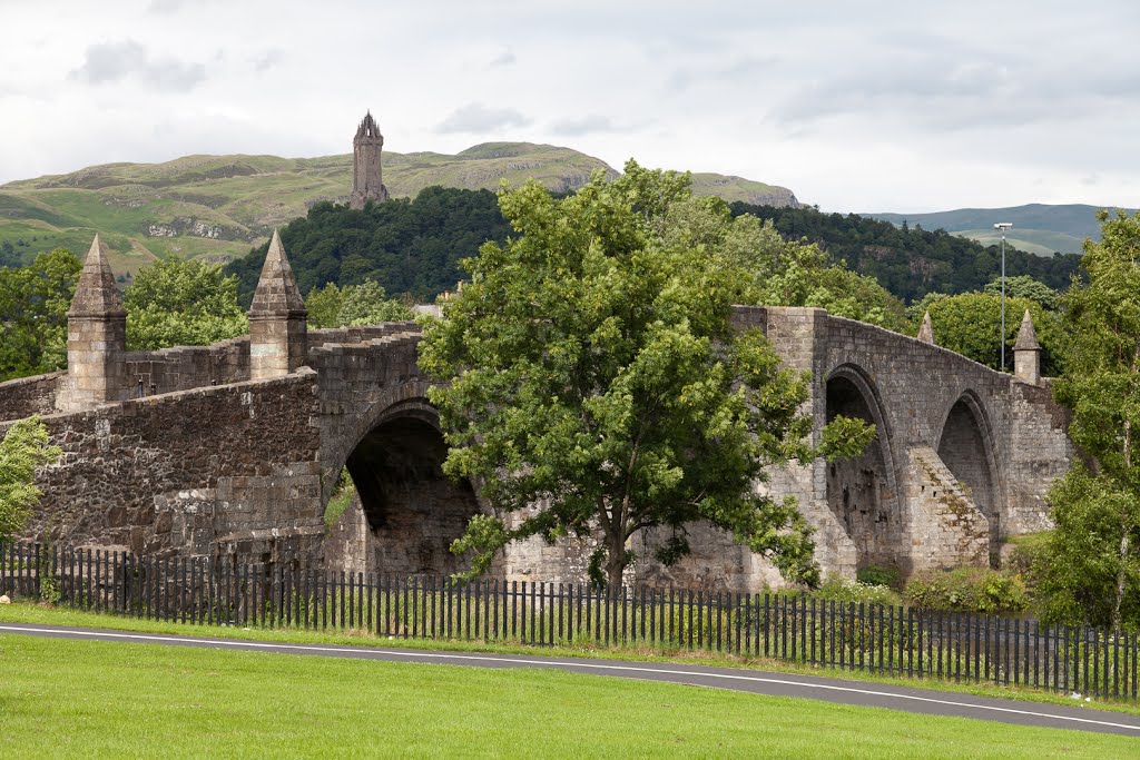 Stirling Bridge and Wallace Monument by Paul Spanjaart