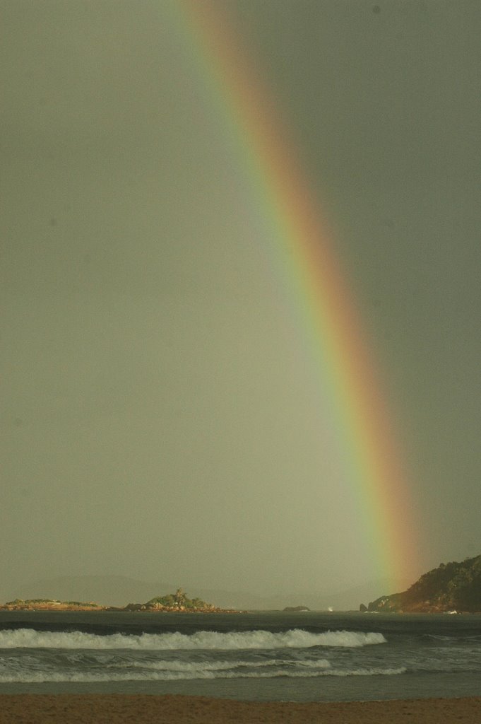 ARCO IRIS NA PRAIA DE PALMAS NO MUNICIPIO DE GOVERNADOR CELSO RAMOS S.C. BRASIL by Cibils Fotojornalism…