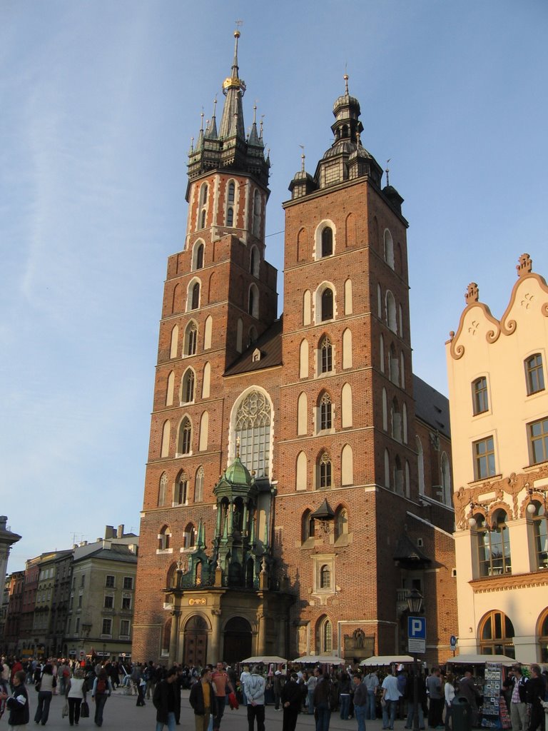 Krakow. St. Mary basilica by Erglis V