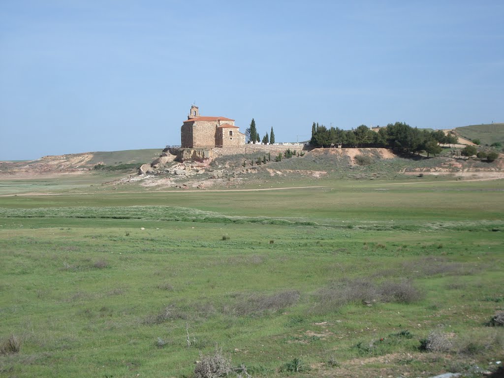 ERMITA de la VIRGEN del CASTILLO (MONTAMARTA)- MAYO 2012 by ZINKU