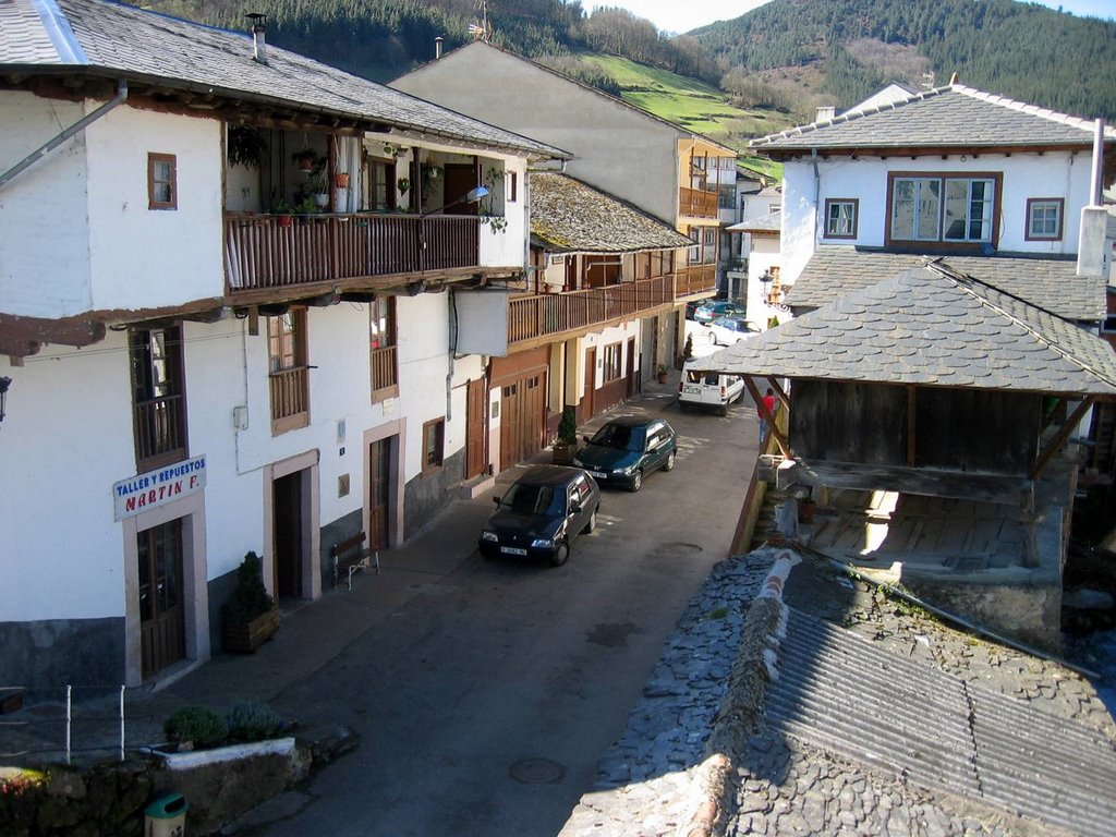 Rincón de Navelgas by La Casa del Chiflón (Bulnes)