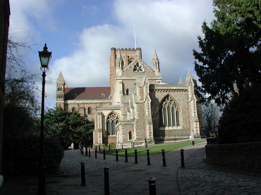 St Albans Cathedral by Geoffat93