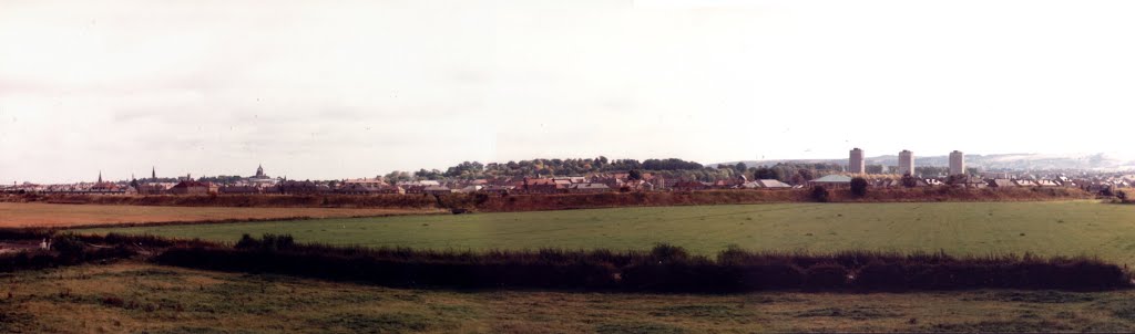 East Candren Farm view of paisley town by Kingdavidofscotland