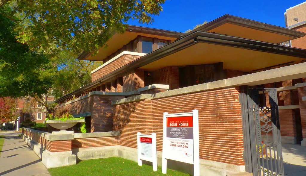 Robie House, Frank Lloyd Wright, 1906 by Tom Bantle