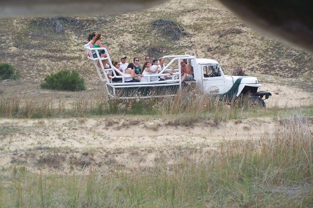 Transporte por las dunas del Cabo Polonio by nubetren